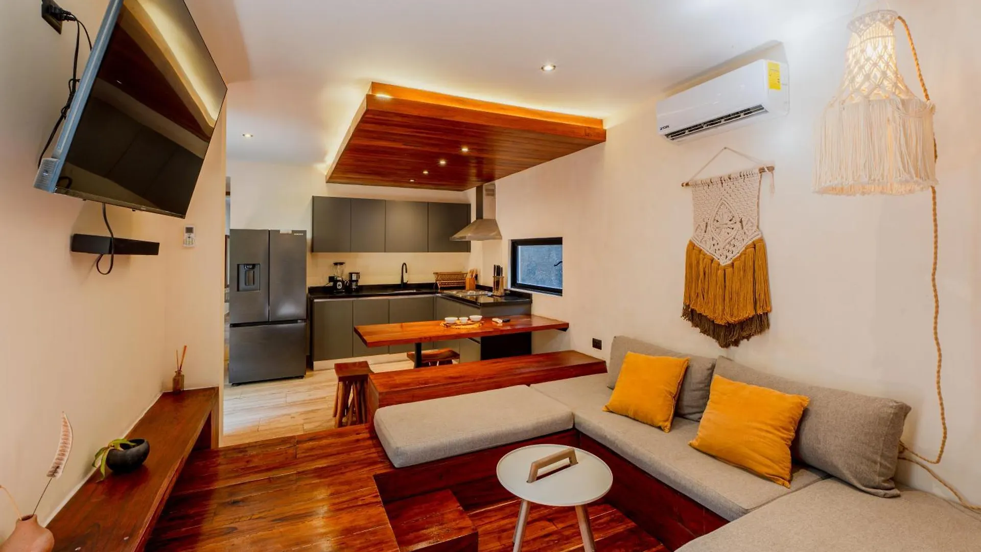 Beautiful 1Br With Jacuzzi 2 Blocks From Calle 7 Tulum 0*,  Mexico