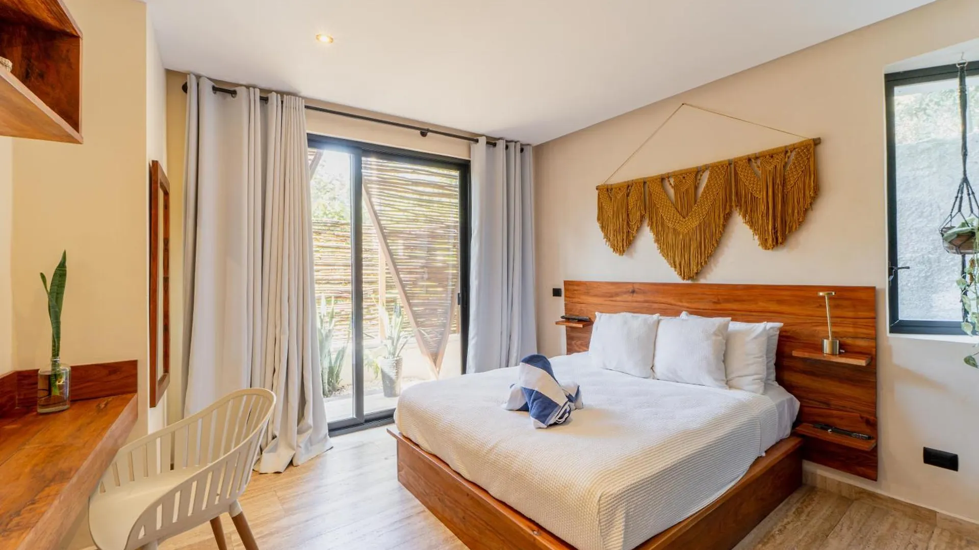 Beautiful 1Br With Jacuzzi 2 Blocks From Calle 7 Tulum 0*,  Mexico